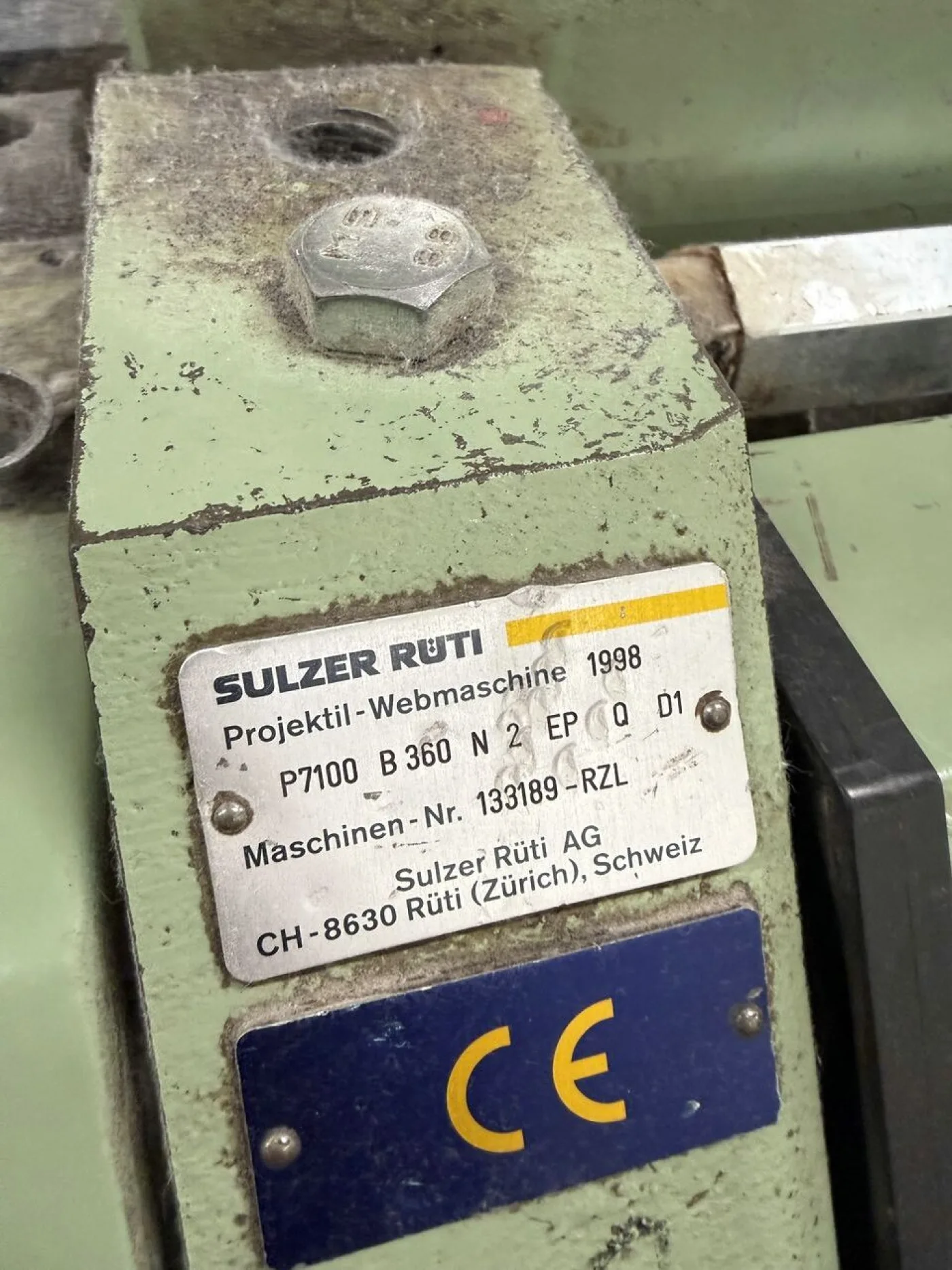 5x Sulzer - P7100 B 360 N2 EP Q D1 projectiel weefmachine - 2