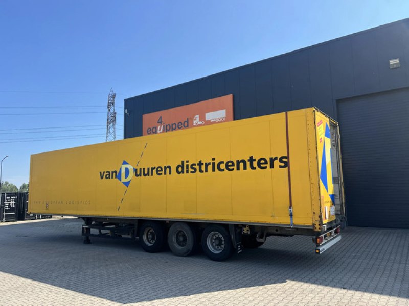 Schmitz Cargobull SKO24 / SAF trommelremmen / gegalvaniseerd / binnenhoogte: 2,80 m / NL oplegger,/ damaged – PRICE REDUCTION