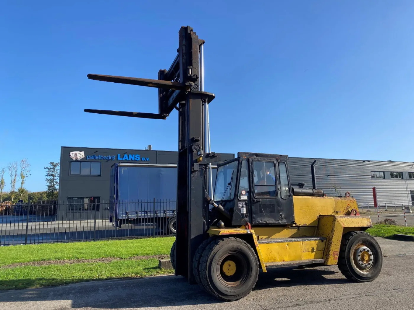 Svetruck 18 60 33 TRIPLEX MAST - 6