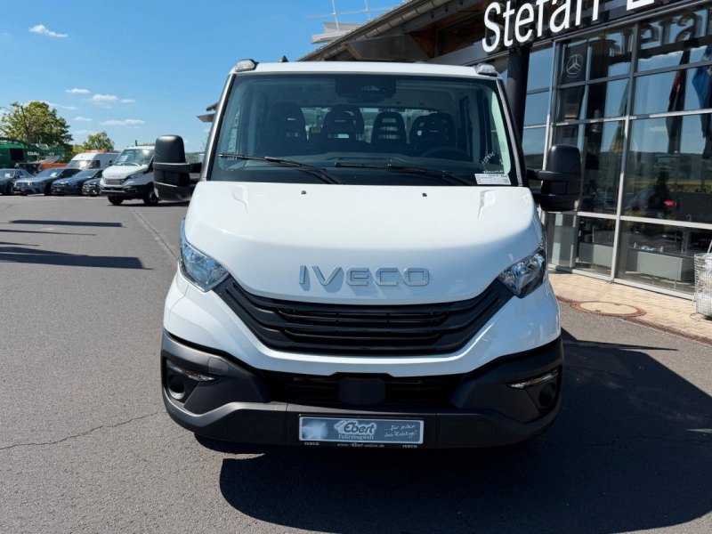 Iveco Daily 35S16 H 3.0L A8 *Automatik*AHK*7-Sitze*