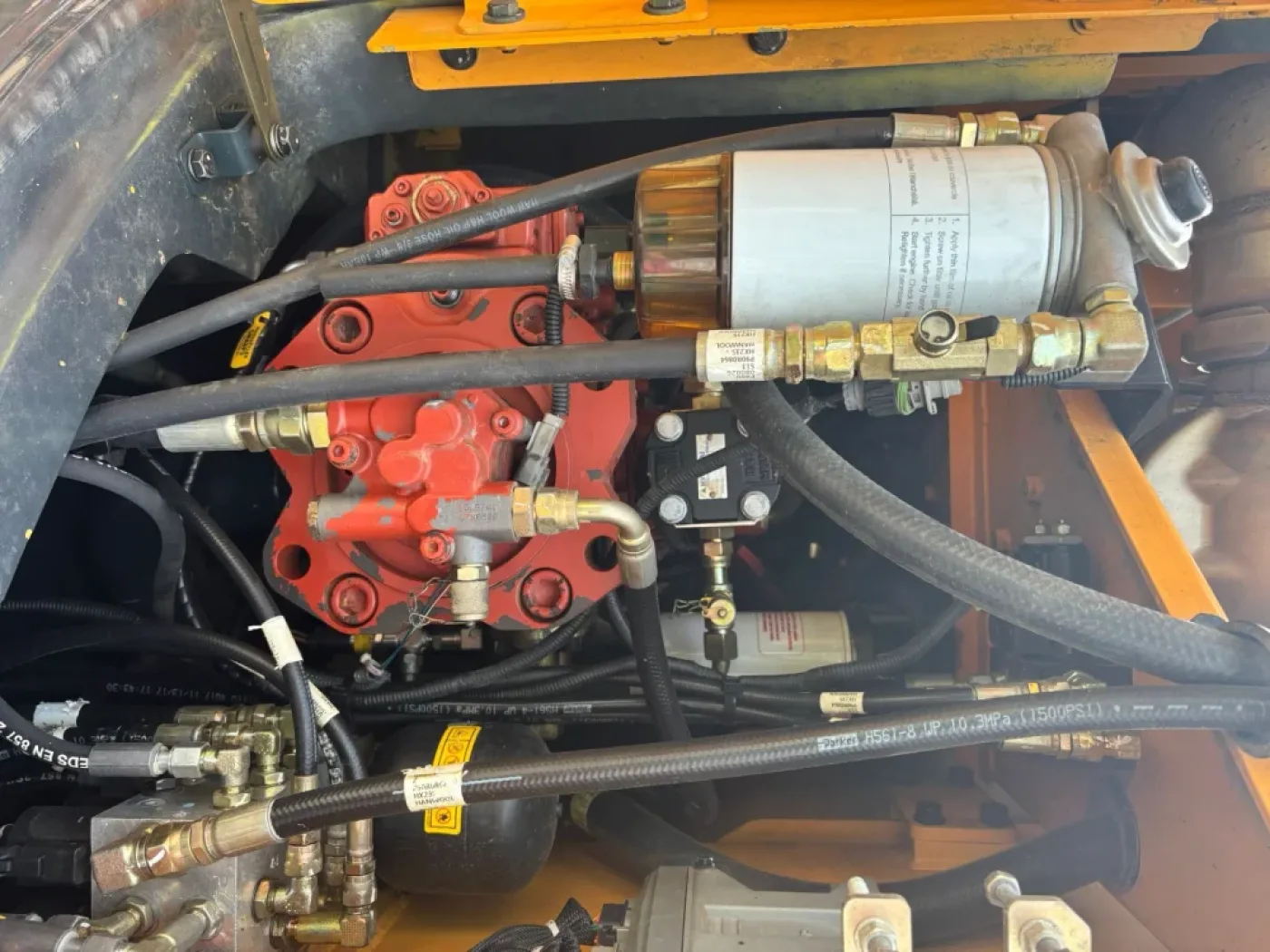 Hyundai - HX 235 LCR - 2