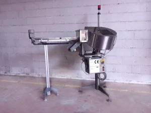 ORIENTATORE ALIMENTATORE VIBRANTE PER TAPPI – GAMA