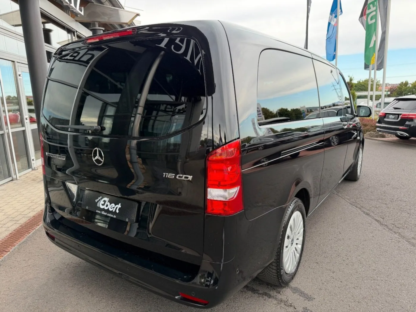 Mercedes Benz Vito 116 CDI 9G Tourer Extral AHK2,5to 2xKlima - 4