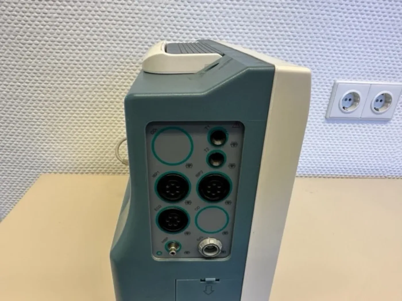 Mindray PM-9000 EKG-Monitor - 2