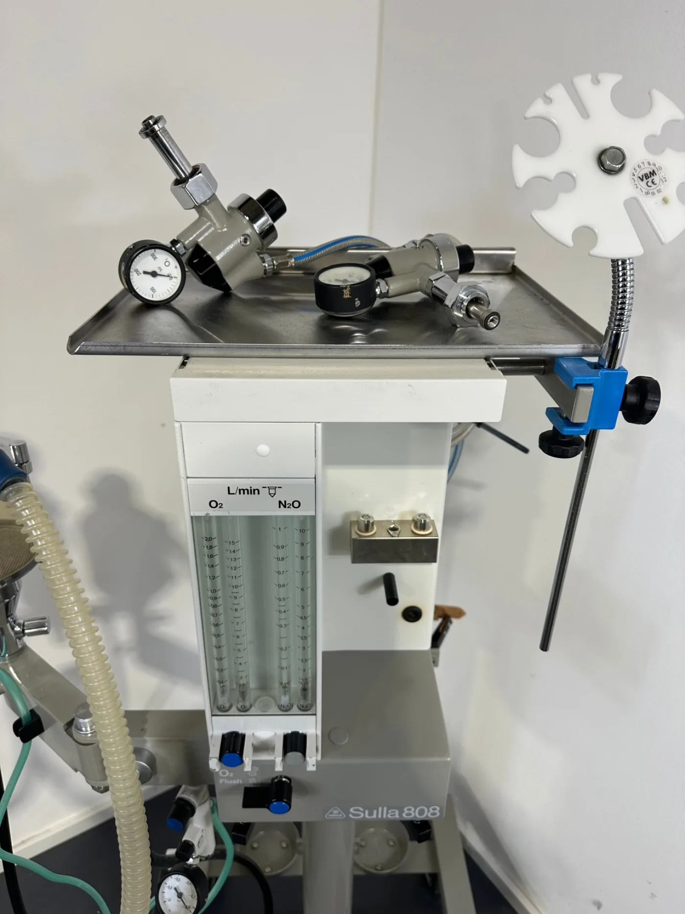 Dräger Sulla 808 grau Narkosegerät auf Fahrwagen - 2