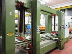 STRETTOIO COMIL MOD. CF2000 ELECTRONIC