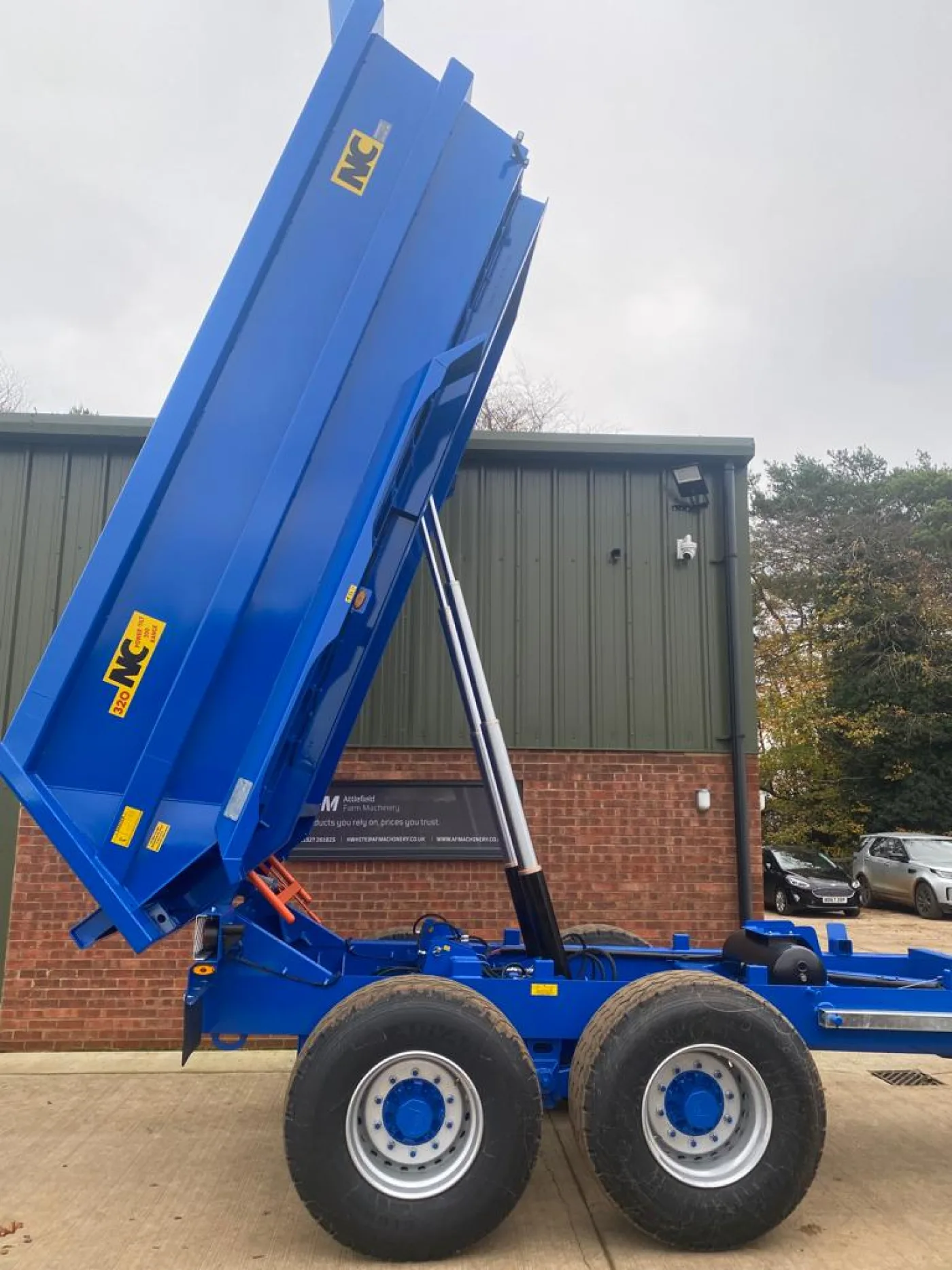 NC Trailer DT320 (Power Tilt 300 Range) - 8