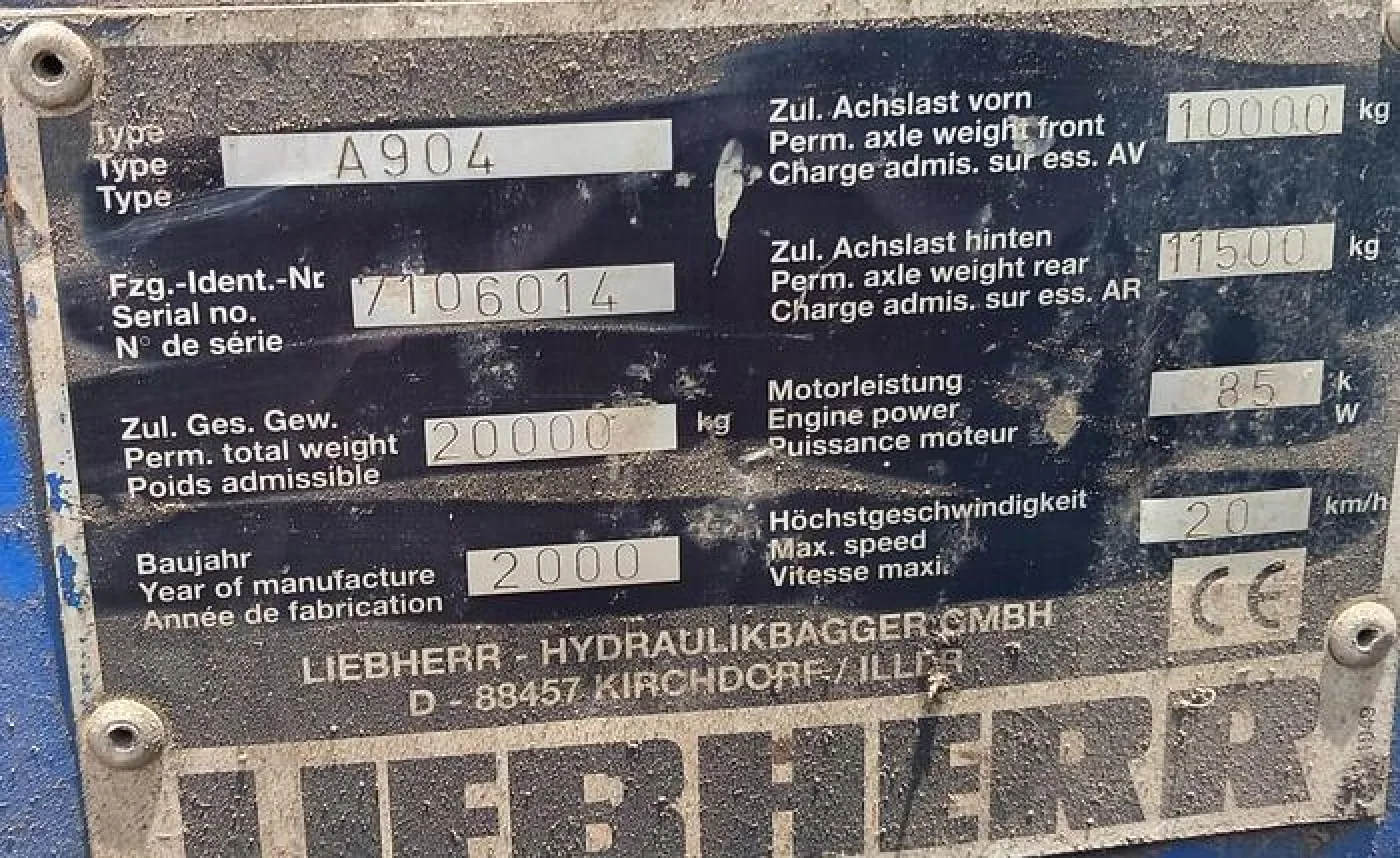 Liebherr A904 - 4