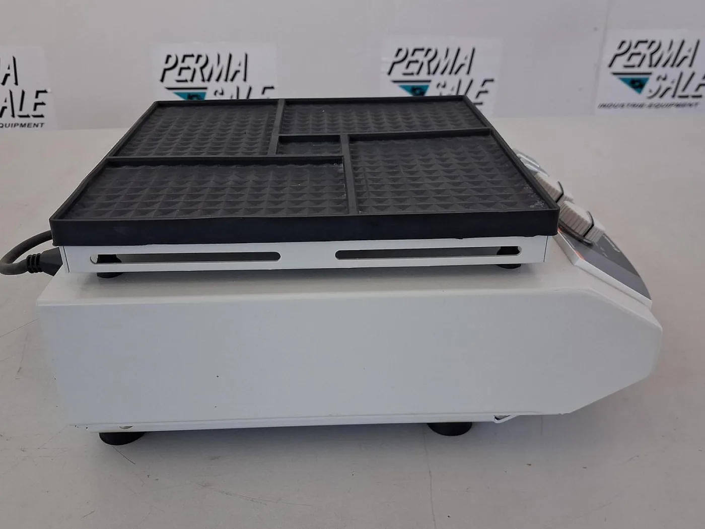 Heidolph Unimax 100 Platform Shaker - 3