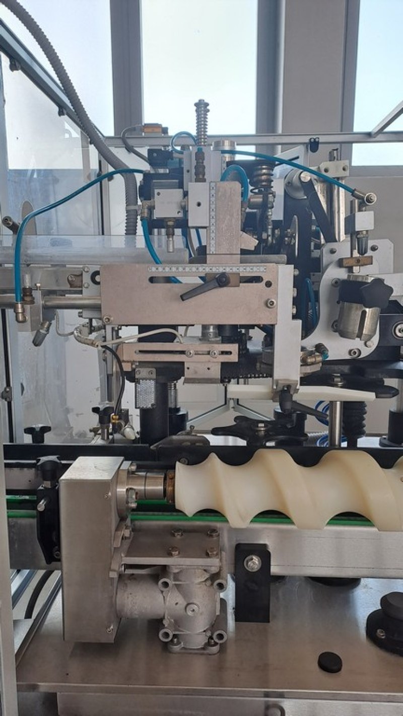 CAPSULING MACHINE ROBINO & GALANDRINO MOD. MONOSTADIO FT 4, SECOND HAND EQUIPMENT