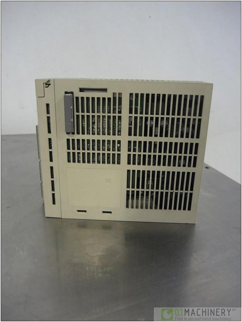 2010 YASKAWA SGDH-08AE-S AI1552