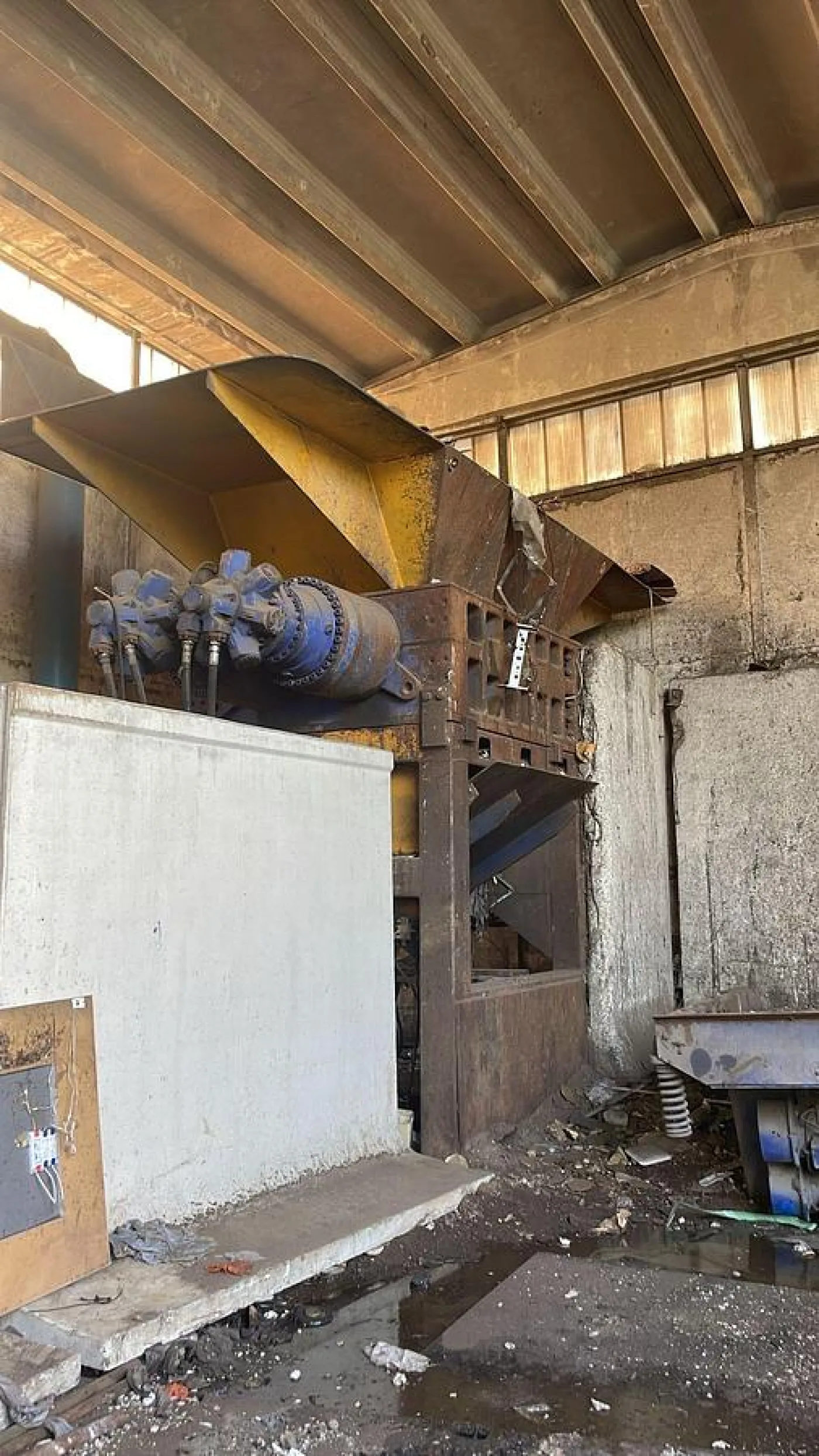 2008 CFI BF 3008 Industrial Twin-shaft Shredder - 7
