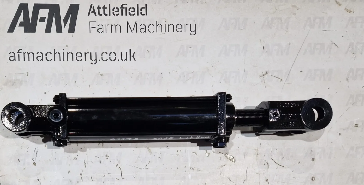 McConnel SR15 & Bomford Lift Ram - 8727A - 1
