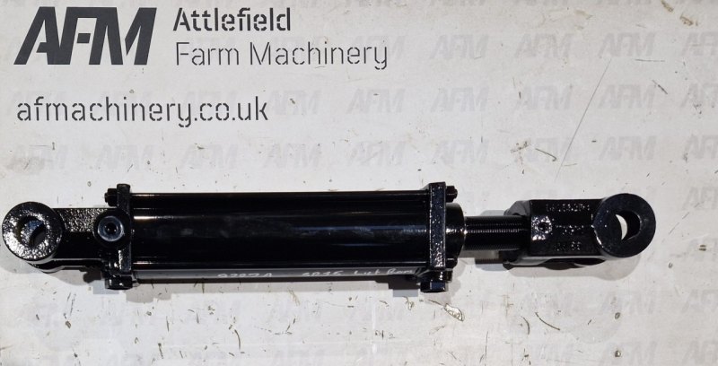 McConnel SR15 &amp; Bomford Lift Ram - 8727A