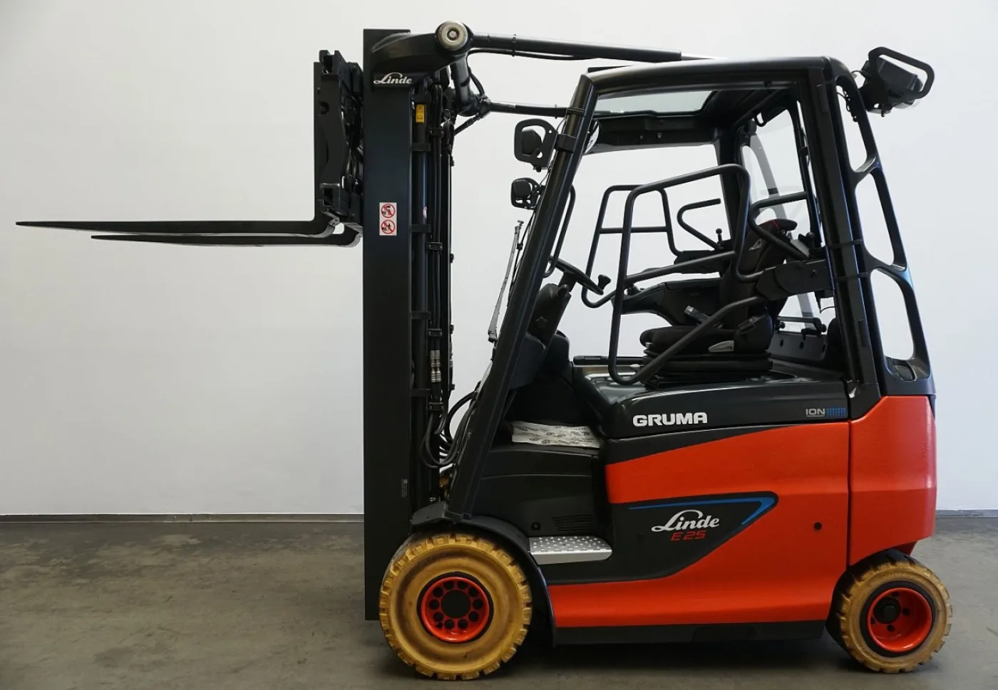 Frontstapler Linde E 25/600 H ION 387 (2019) - 4