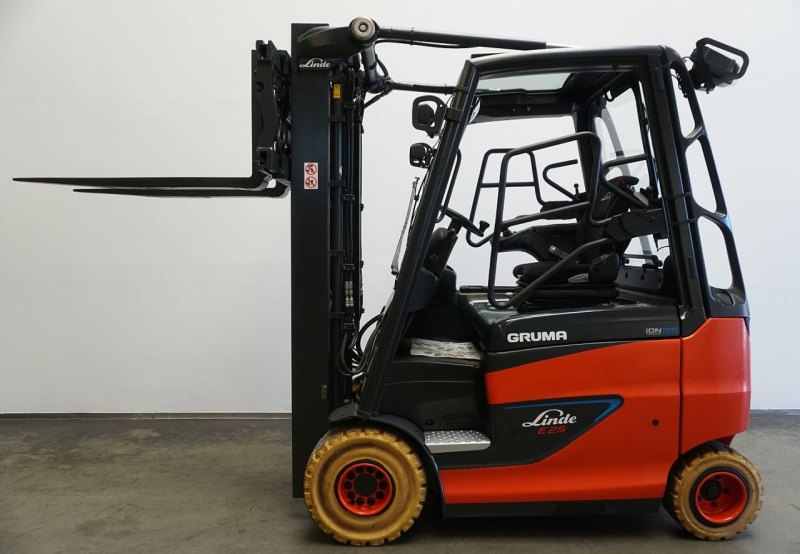 Frontstapler Linde E 25/600 H ION 387 (2019)