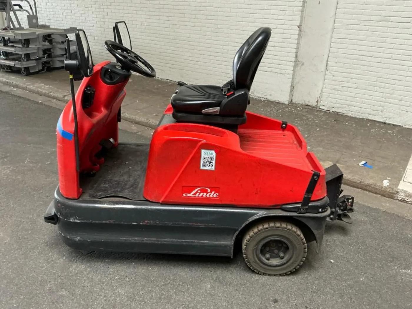 2012 Linde Tow tractor - 2