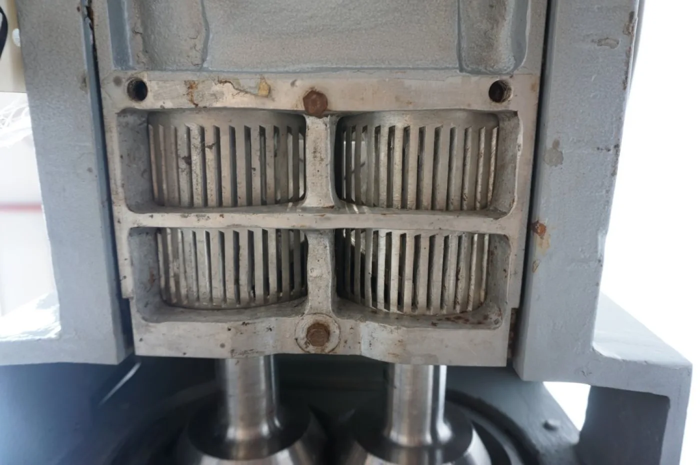 Voegele PDK 8-12 - Sieve granulator - 4
