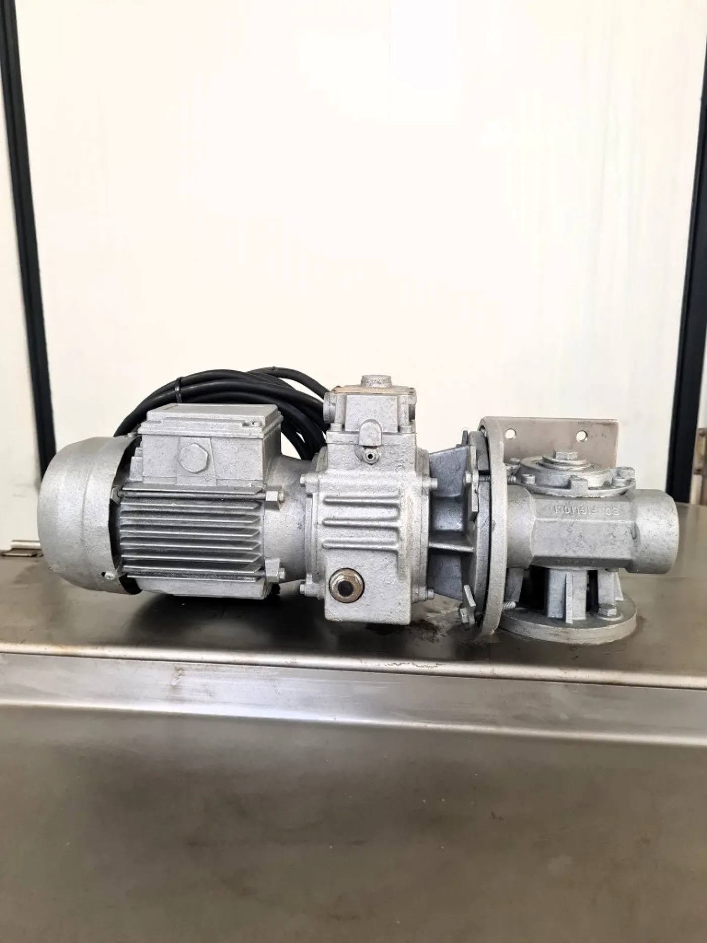 DISSOLUTORE CARRELLATO – MOD. 1500 LT - 8