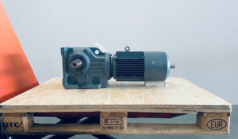 SEW-EURODRIVE Getriebemotor K77 DV112M4/BMG/HR/TF/ASB8