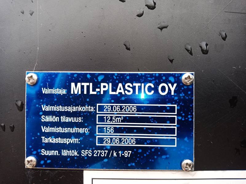 Tank plastic