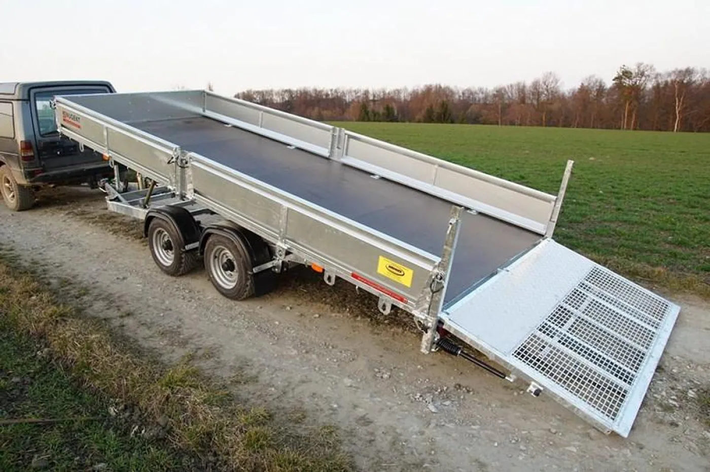Nugent TB 5520H Miet- Hochladeanhänger kippbar - 1