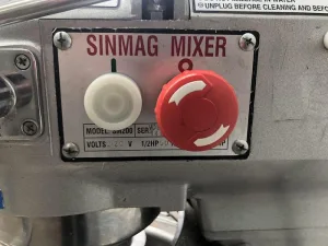 SINMAG SM200, 20lt Bench Top Planetary Mixer, suppled with stainless bowl and choice of tool