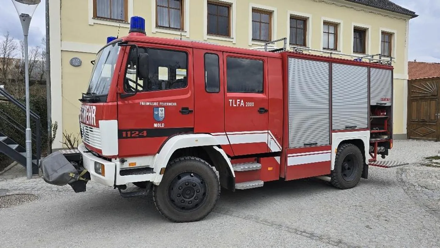 1993 Mercedes Benz 1124 AF Tanklöschfahrzeug - 2
