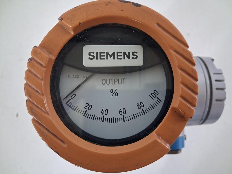 Siemens TELEPERM 7MF1303-3CD32-1BD1-Z Durchflussmessumformer