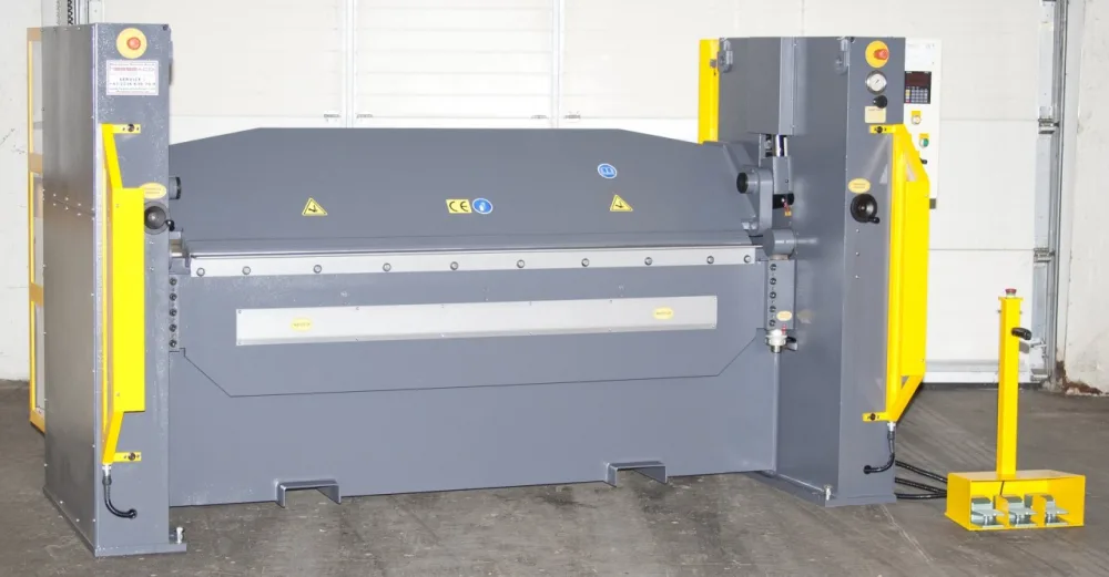 Hydraulische Schwenkbiegemaschine AMH 2025