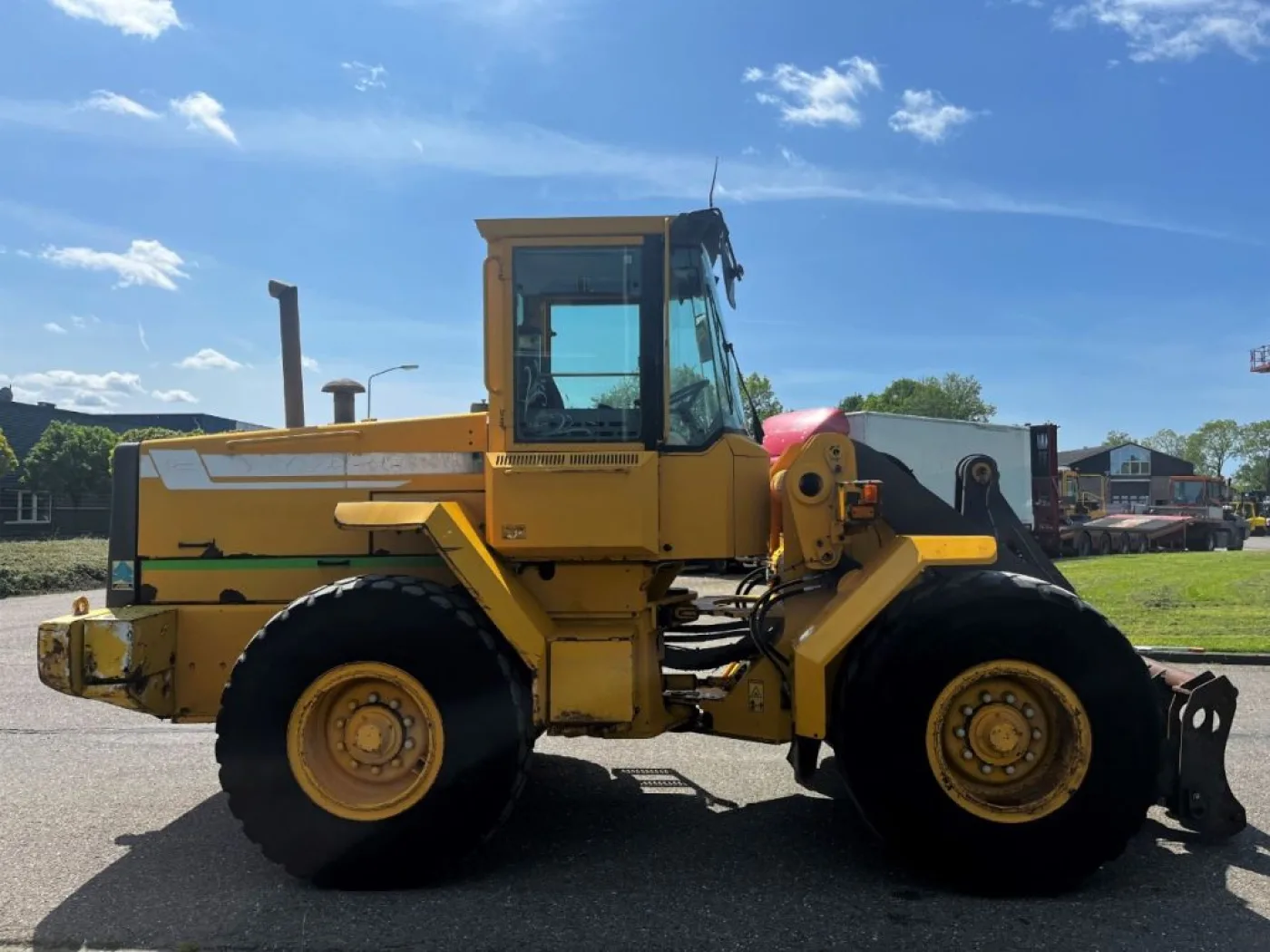 Volvo L70C - 1