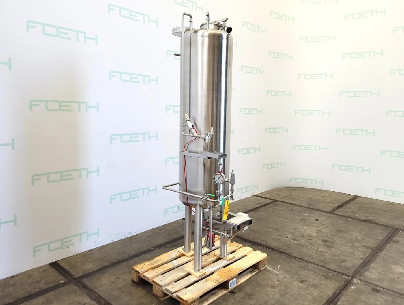 Intotec 250Ltr - Vertical tank - 2