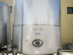 STAINLESS STEEL TANK 20,000 LITERS