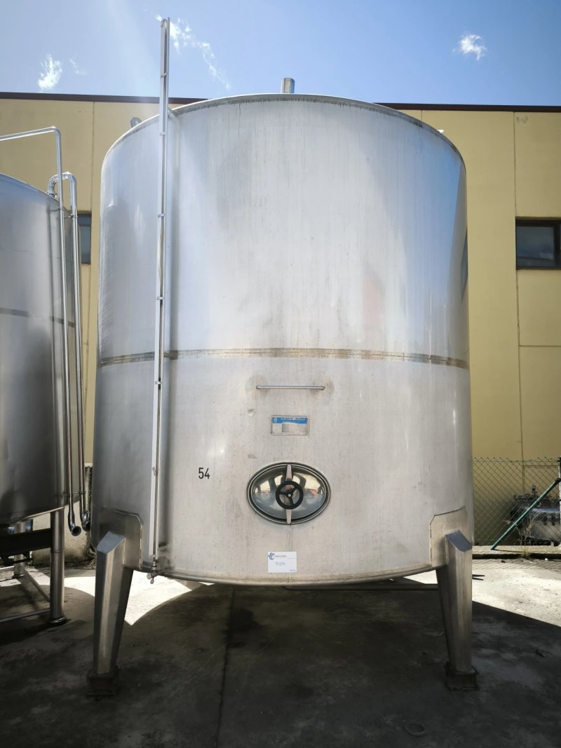 STAINLESS STEEL TANK 20,000 LITERS