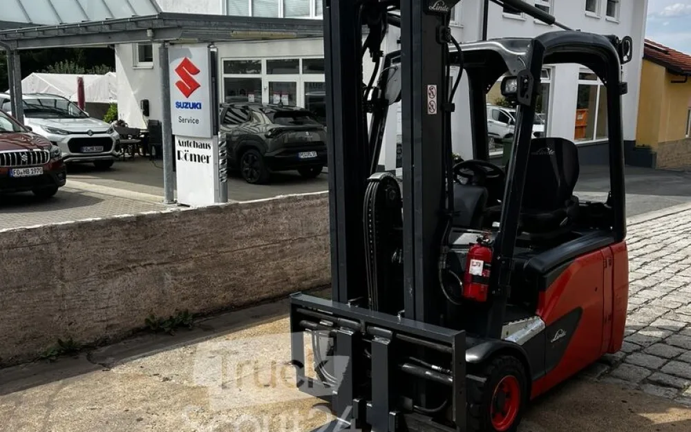 Linde Forklift