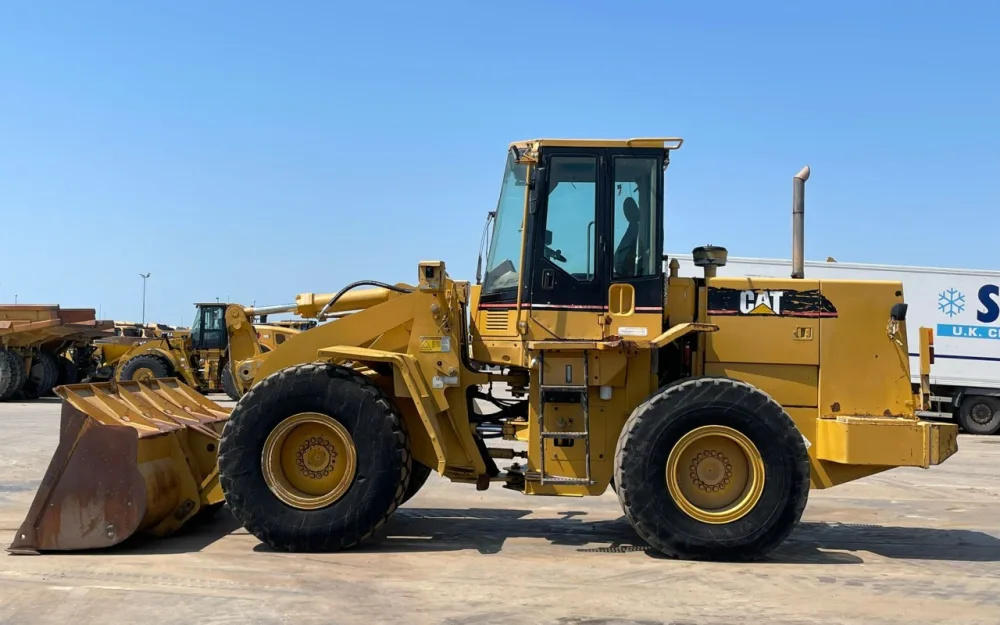Caterpillar 938F