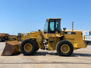 Caterpillar 938F