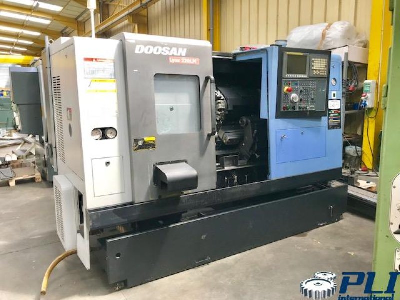 CNC Lathe – Doosan Lynx 220 LM