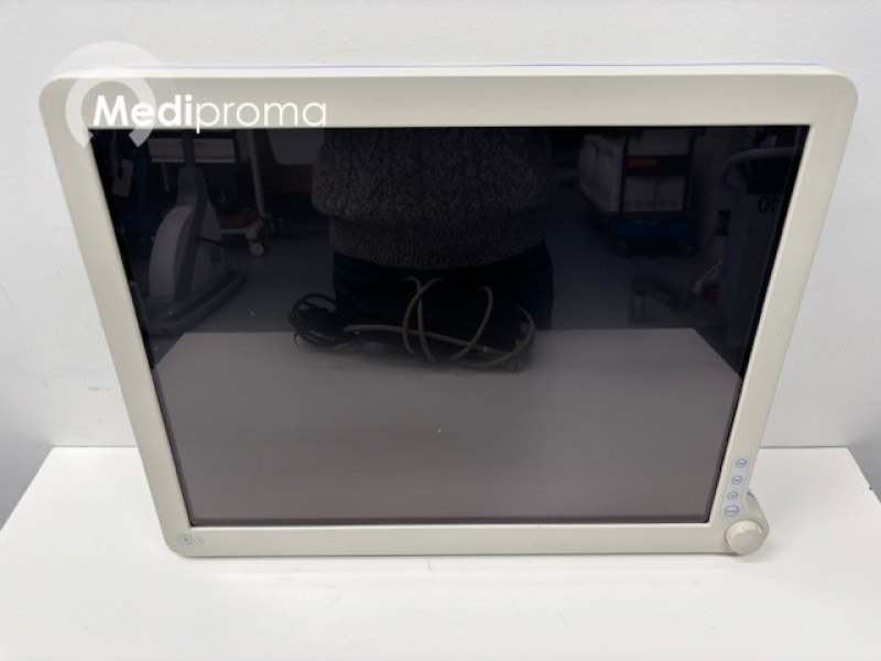 Advan AMM213TD Monitor