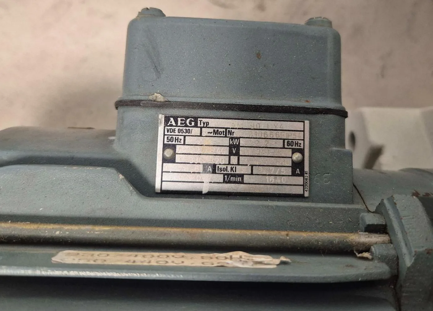 Trivac Drehschiebervakuumpumpe - D65B - 8