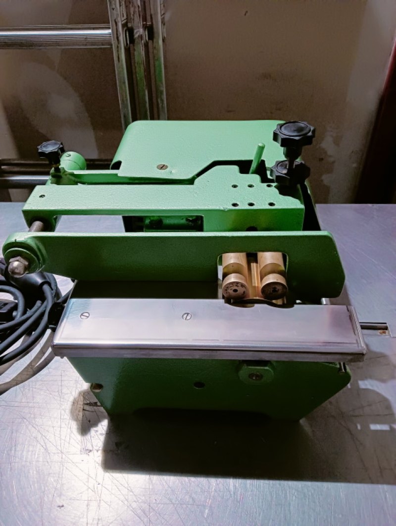 Kantenanleimmaschine Sumbel Perkeo 60