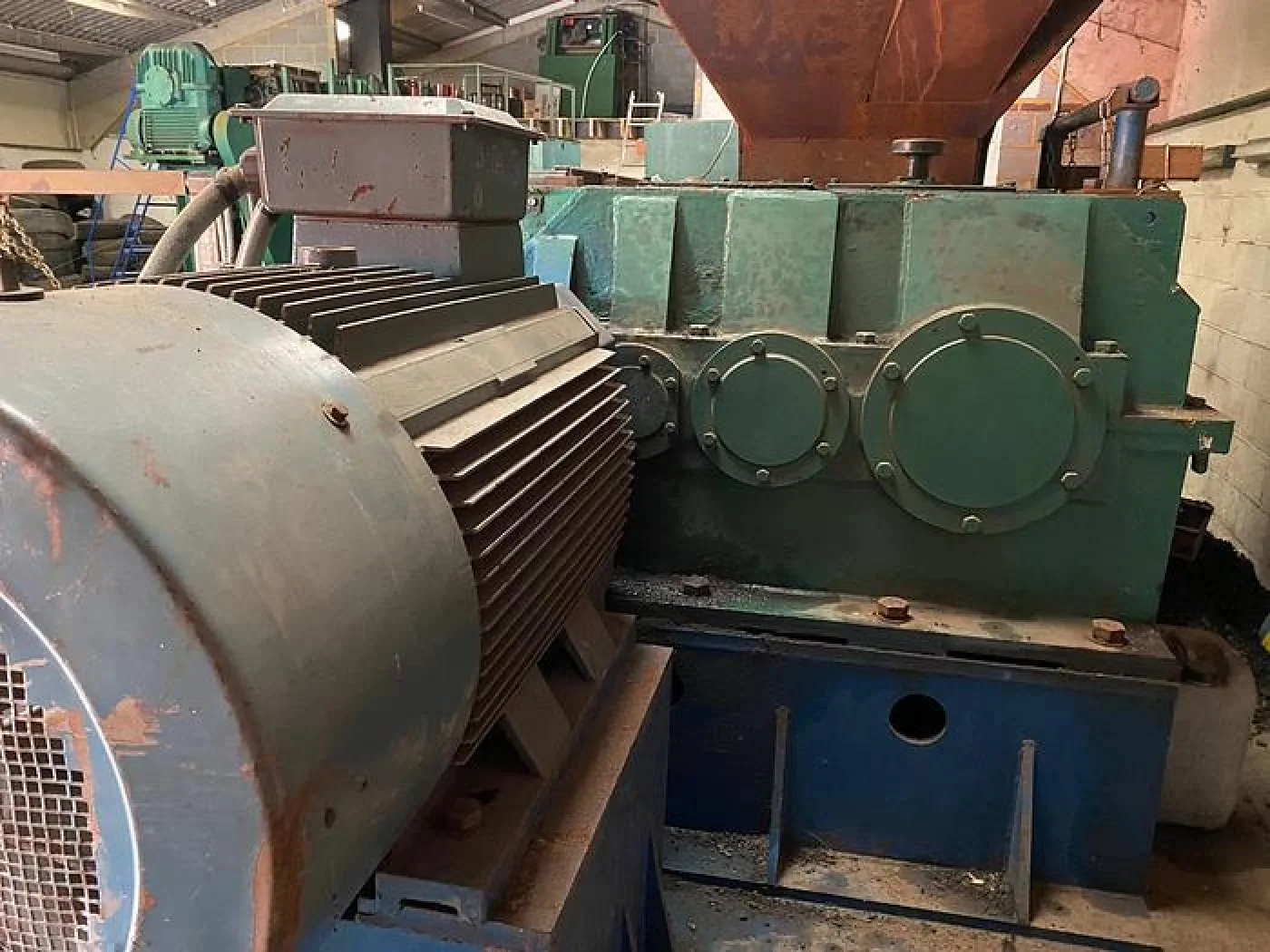 Vehicle Tyre Shredder Plant - 5