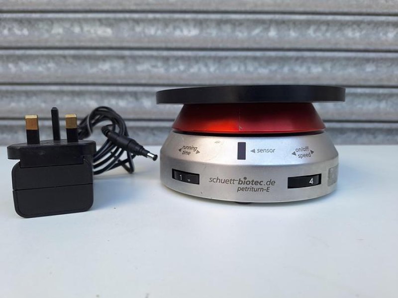 Schuett-Biotec.de Petriturn-E Rotator