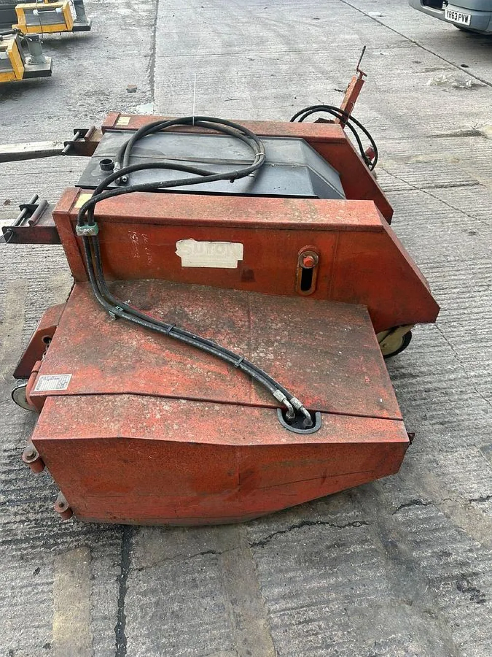 2003 GURNEY REEVE & CO Hydraulic Sweeper CollectorMM213