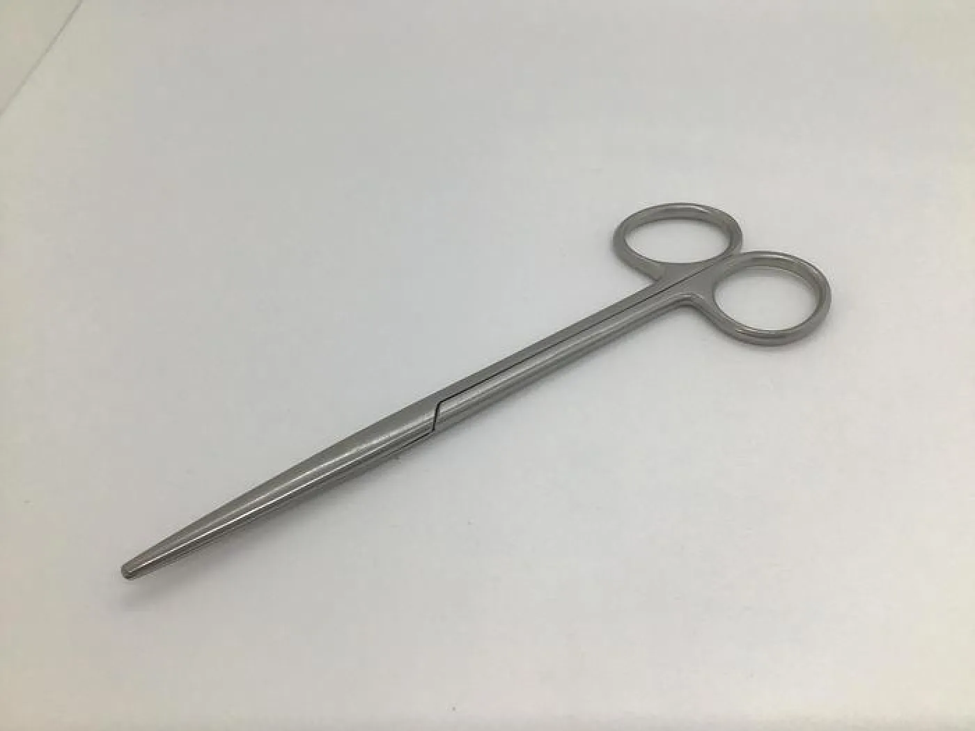 GB Medical Metzenbaum Straight 150mm - 1