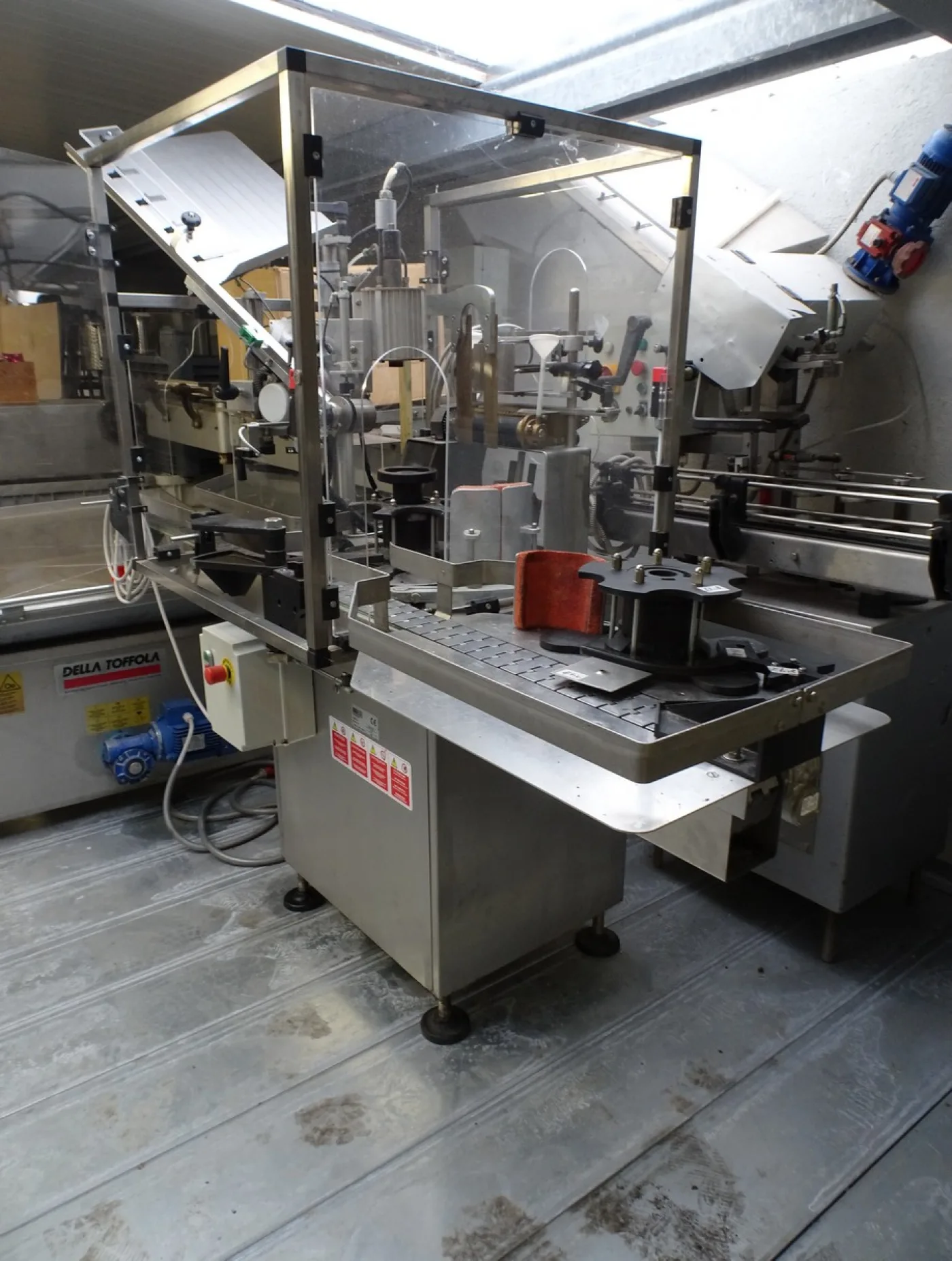 GLUE LABELING MACHINE ENOS MODEL 1200 WITH SAFETY GUARDS SECOND-HAND MACHINE - 7