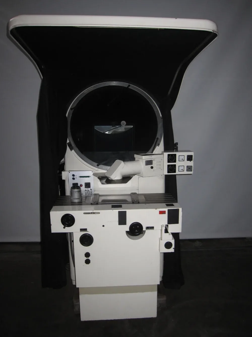 011139 - HAUSER P 75 DGG