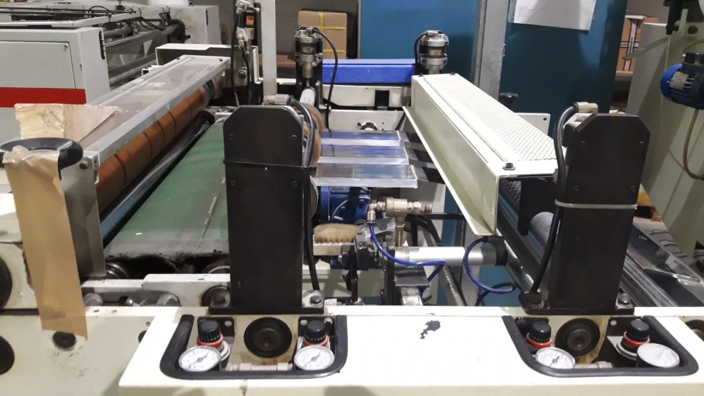 Paperplast 76 laminating machine - 6