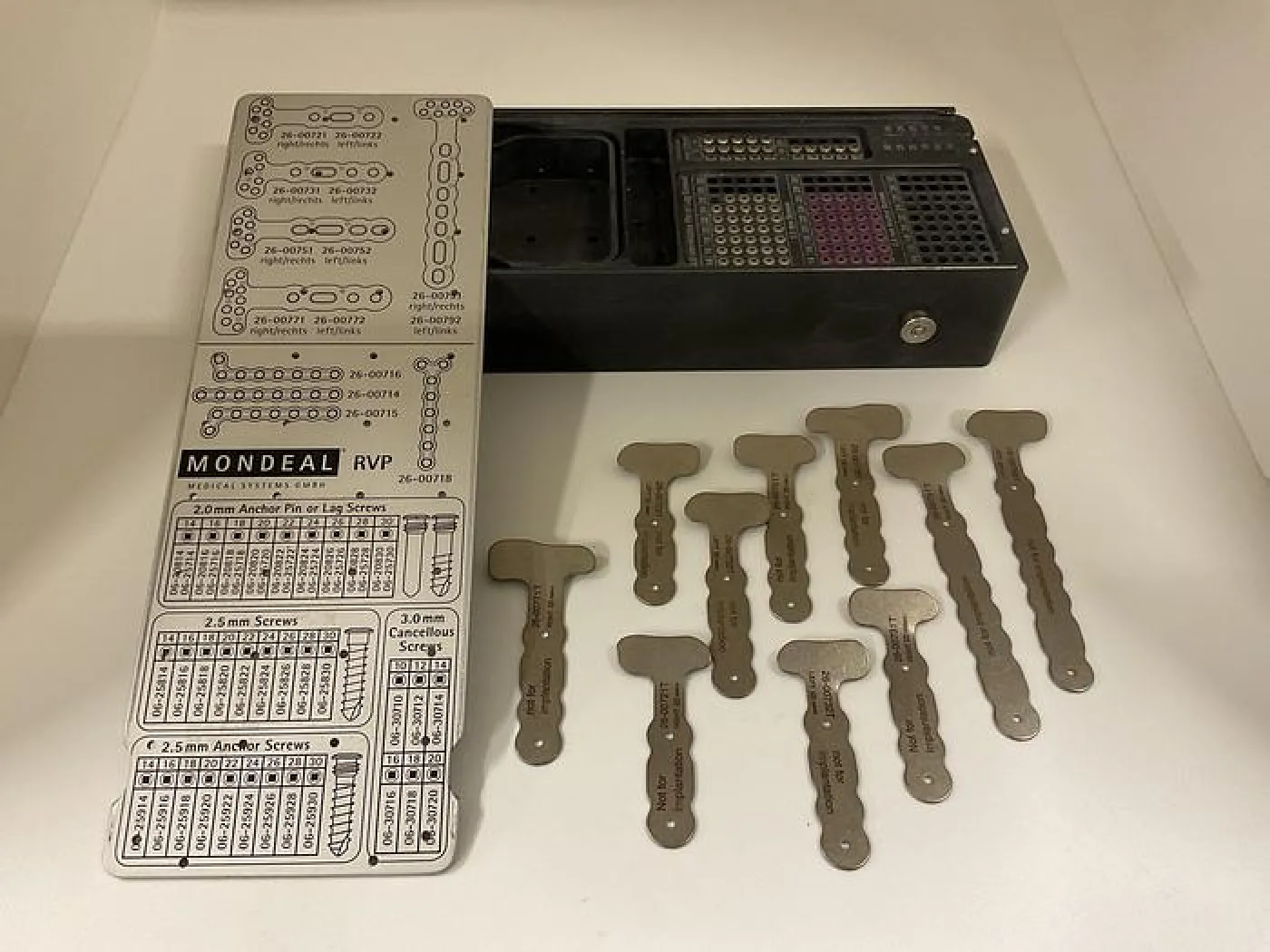 Surgical Instrument Set Volar Radius Locking Plate System (RVP) in Case MONDEAL 9356 - 2
