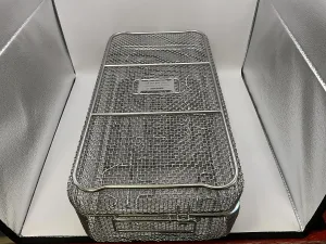Synthes 68.001.610 with lid